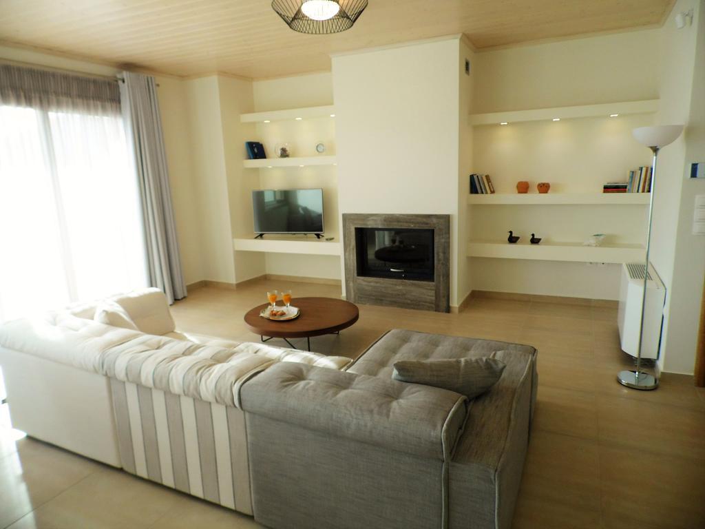 Villa Thalassa Paralia Sergoulas ภายนอก รูปภาพ