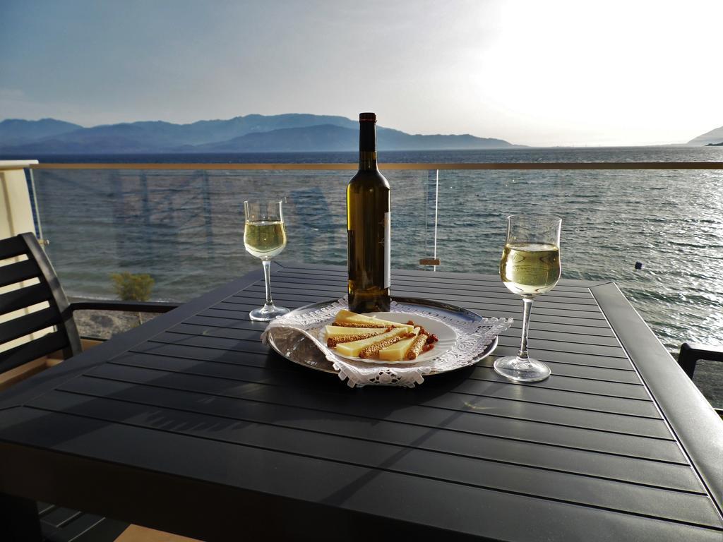 Villa Thalassa Paralia Sergoulas ภายนอก รูปภาพ
